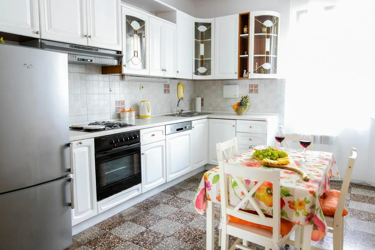 Central Garden View Home Split